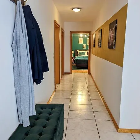 Goldstueck Mit Privatem Und Whirlpool *